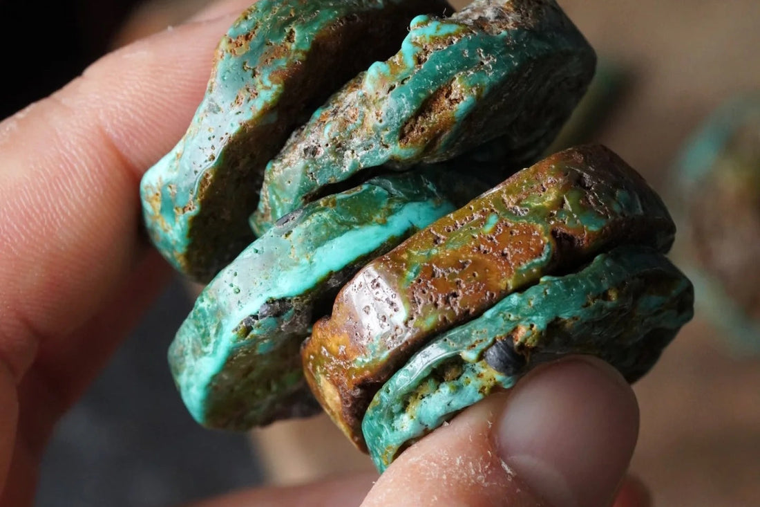 Turchese Tibetano: Significato, Protezione e Gioielli dal Design Moderno