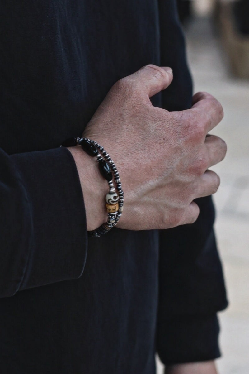 Gioielli Tibetani da Uomo: 3 Modelli Eleganti per uno Stile Maschile Contemporaneo